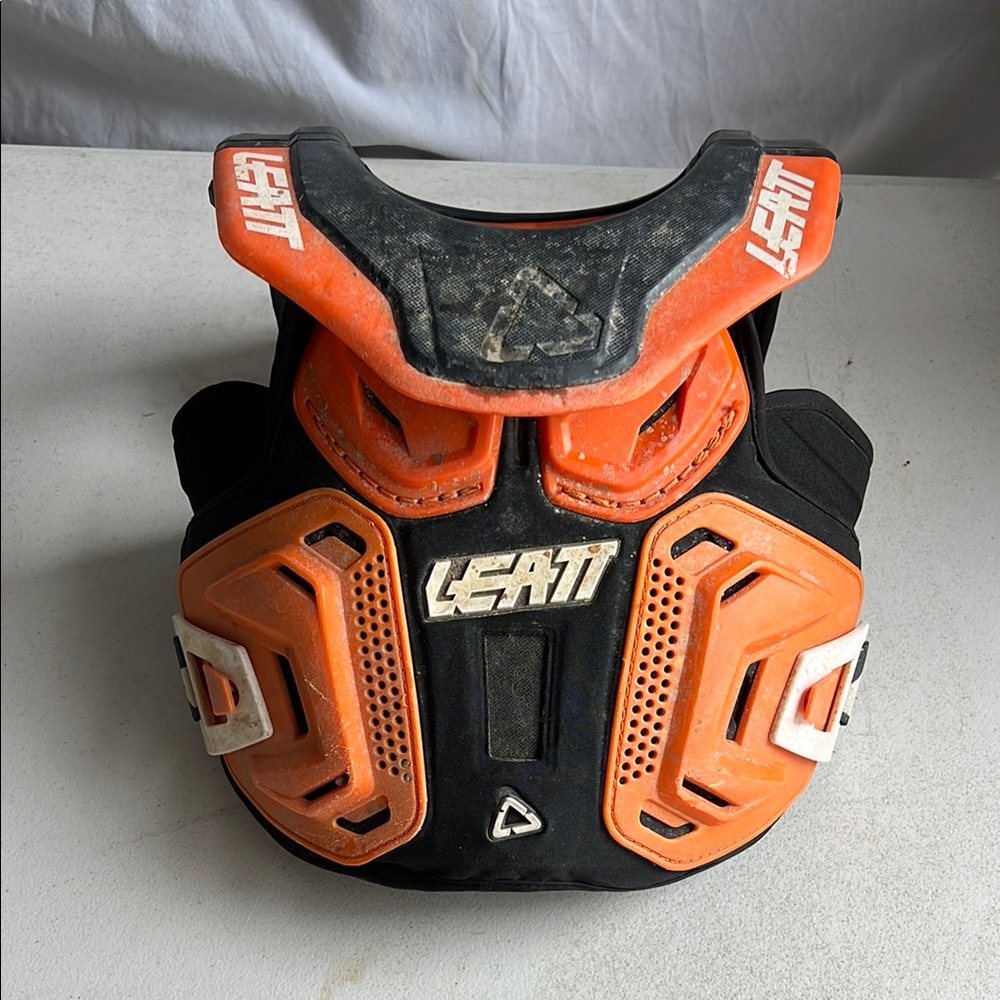 Leatt Protective fusion vest